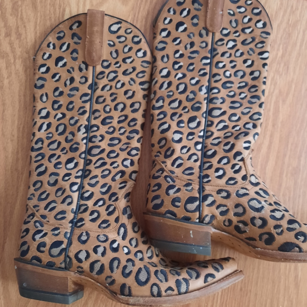 Cowgirl boots leather